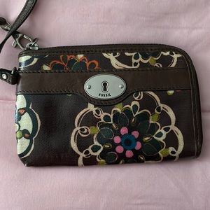 Fossil wristlet